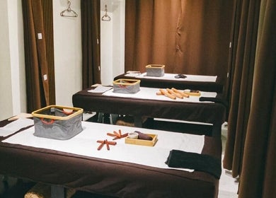 Peaceful massage room at Jinsei Massage - Pila Branch in Pila, Calabarzon, PH, featuring treatment beds.