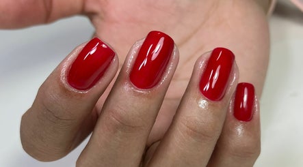 Isaa Nail Designer