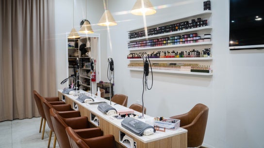 The Nail Bar By Creative Claws