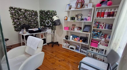 Imagen 3 de Monica salon and beauty