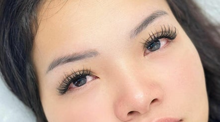 Cattier Eyebrows & Eyelashes, bild 2