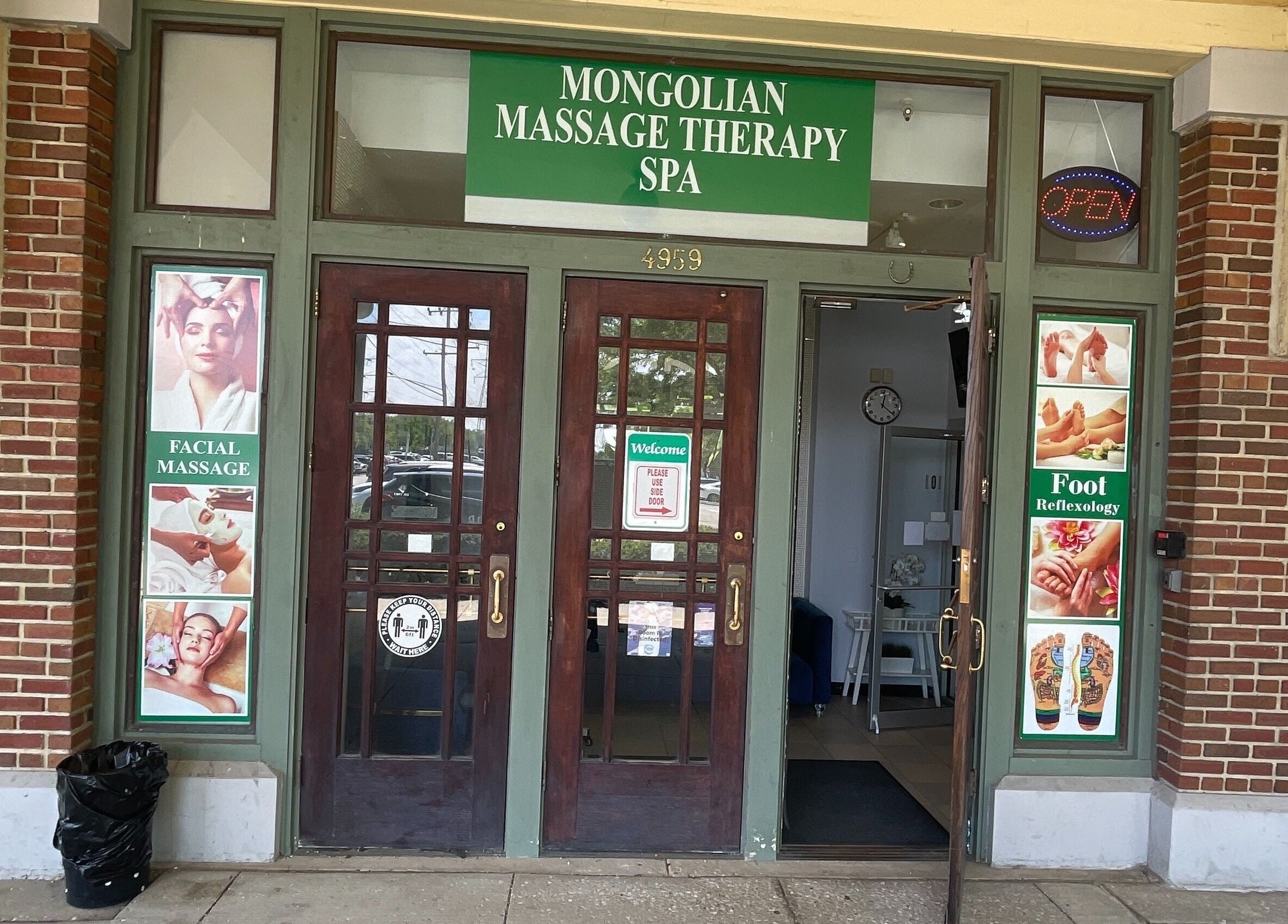 Front entrance of Mongolian MassageLAB Skokie showcasing massage services in Skokie, Illinois, US.