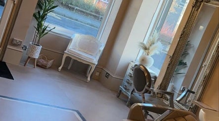 The salon Tillicoultry imagem 2