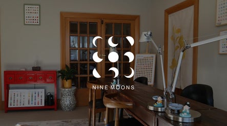 Nine Moons Nail Salon imagem 2