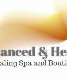 At Tangled Salon Enhanced and Healed Spa Boutique – kuva 2