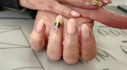 Chantelle Rossouw - Nail Artist