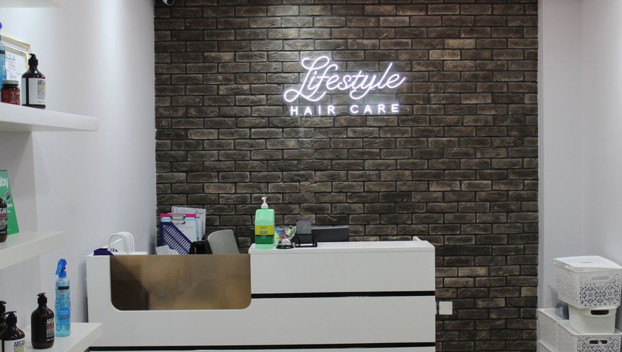 Lifestyle Hair Care billede 1