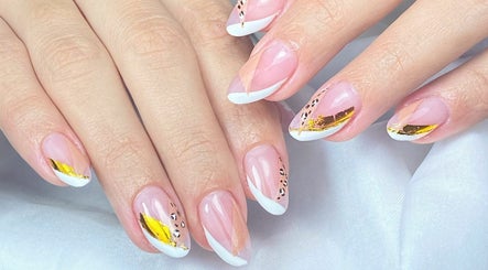 Karoline Krever Nail Designer obrázek 2