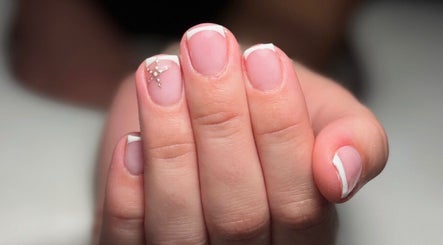 By Lucie & Charlotte