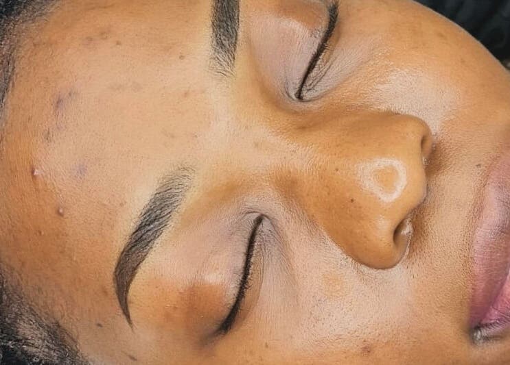 Expertly styled brows at Nikki Pitt Brows and Permanent Makeup, Bracknell, England, GB, enhancing natural beauty.