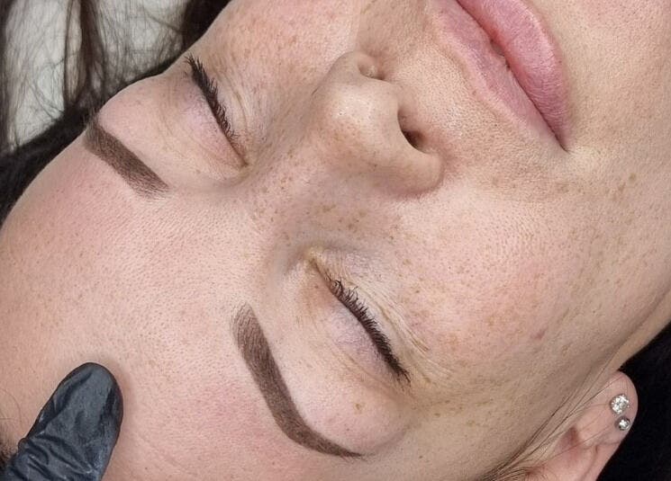 Close-up of permanent eyebrow makeup at Nikki Pitt Brows and Permanent Makeup, Bracknell, England, GB.