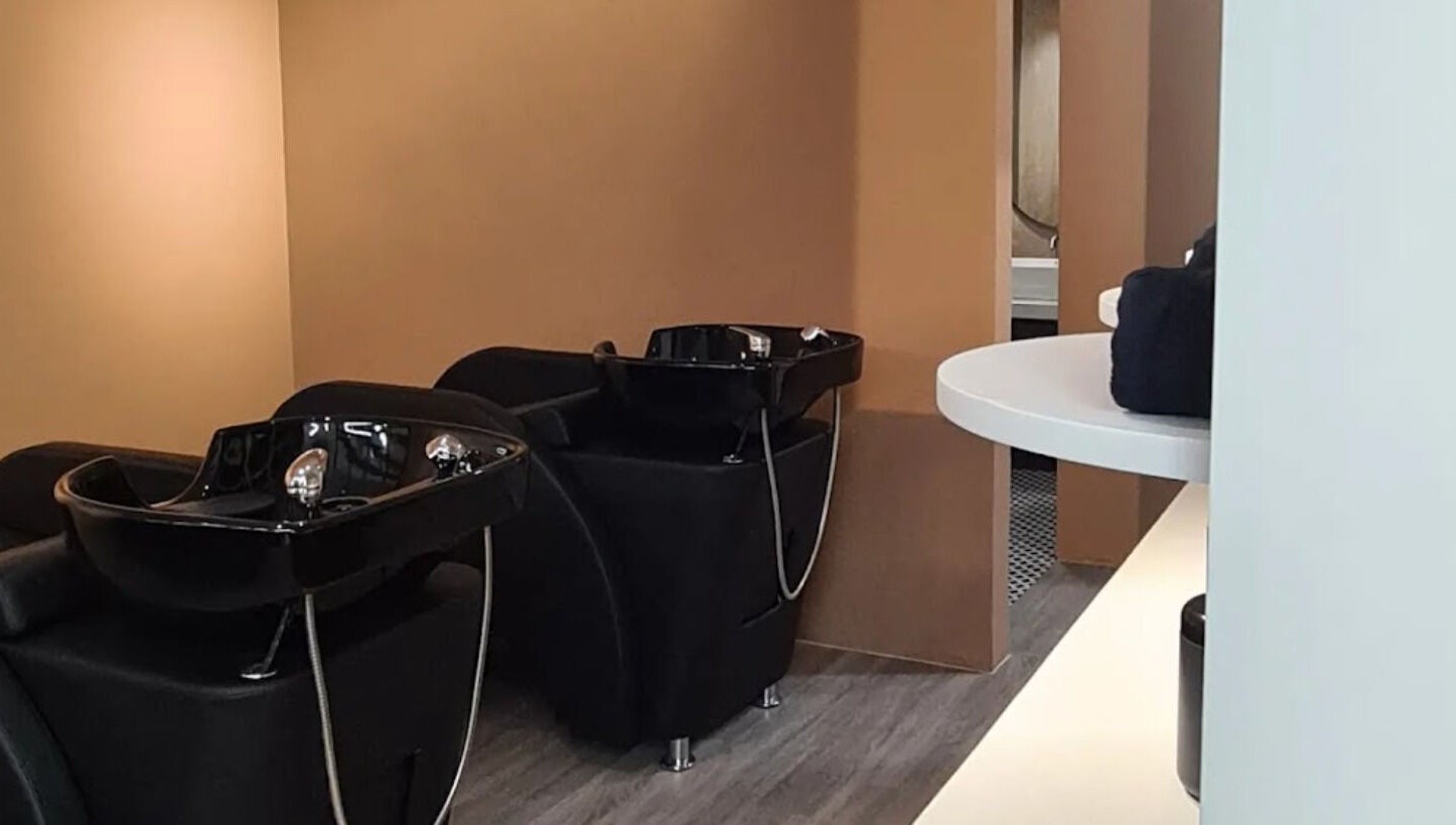 Luxury hair wash stations at Adam’s Parlour, Kuala Lumpur, Wilayah Persekutuan Kuala Lumpur, MY.