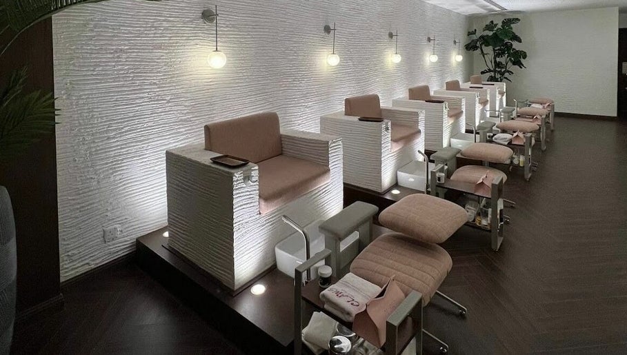 Claws Nail Bar - Riyadh slika 1