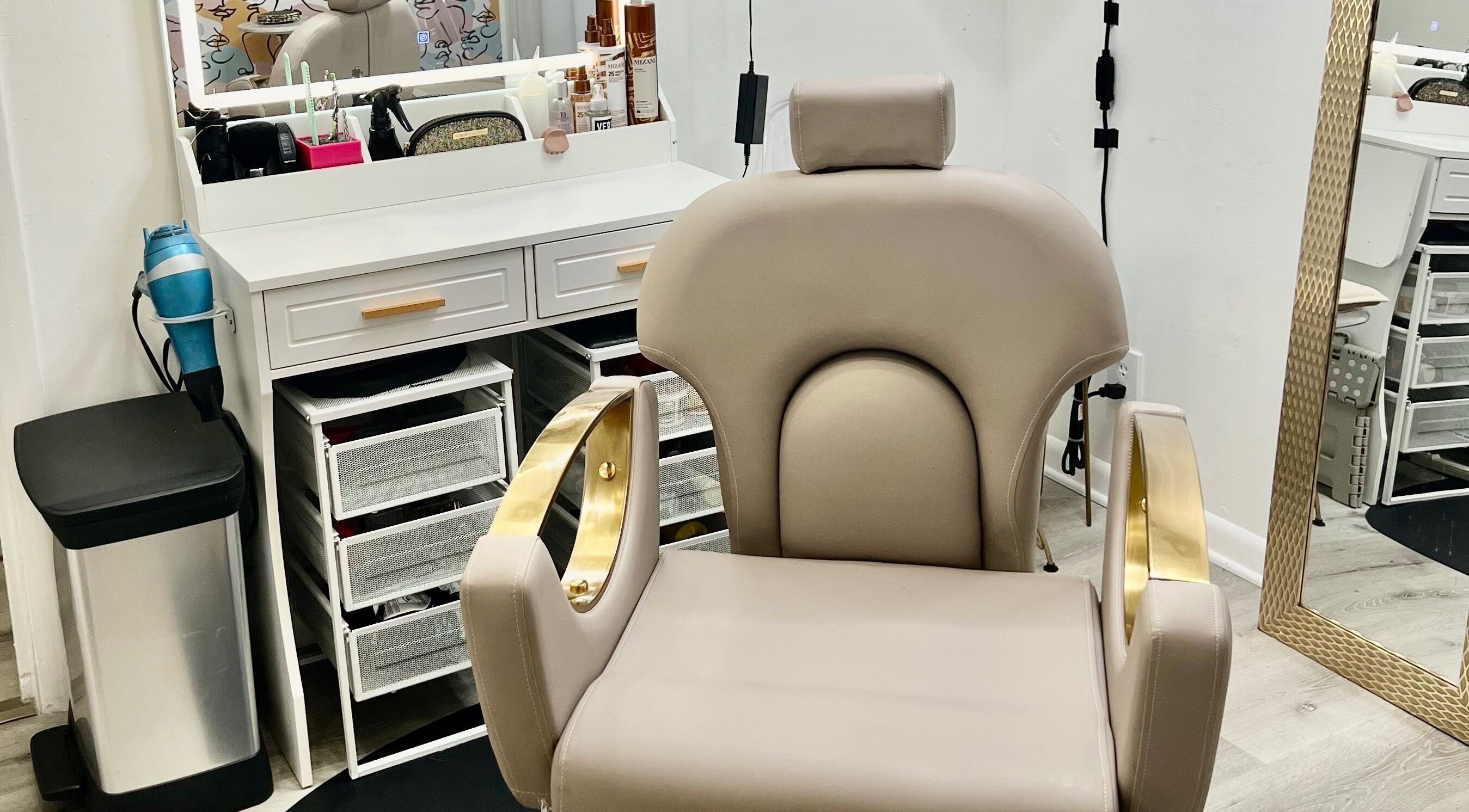 Trendy salon chair and vanity at J.Reeves Hair Studio Beauty Wellness, Jacksonville, Florida, US.
