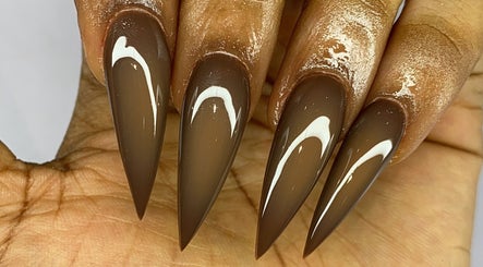 Nailglams ng