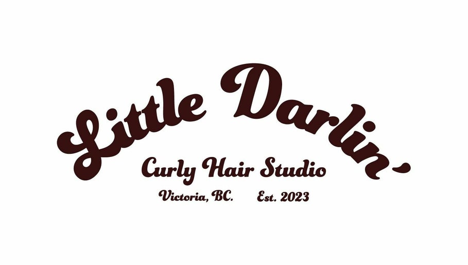 Little Darlin' Curly Hair Studio – obraz 1