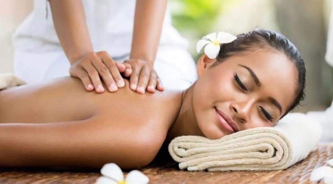 Relaxing massage at Dee’s Spa Relaxation, Nassau, New Providence, BS. Enjoy tranquility and peace.
