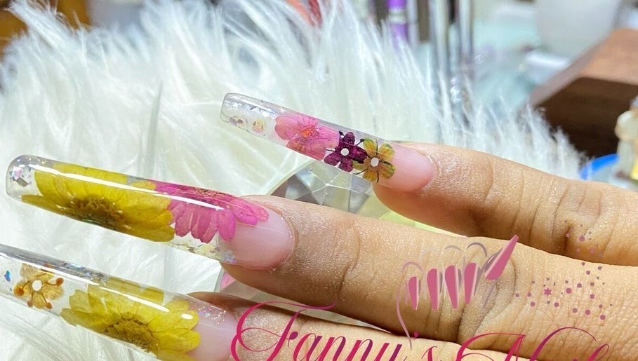 Fanny Nails image 1