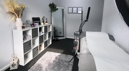 Cozy treatment room at Lash Euphoria in Inverness, Scotland, GB featuring serene decor and essentials.