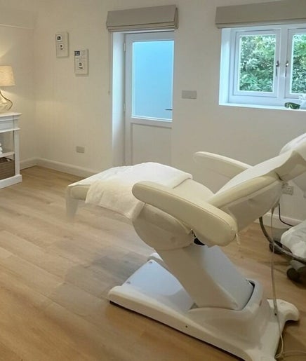 hình ảnh 2 của Luna Laser Clinic - Chester