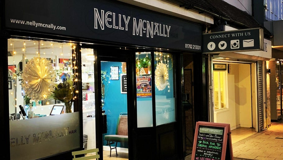Nelly McNally, bild 1