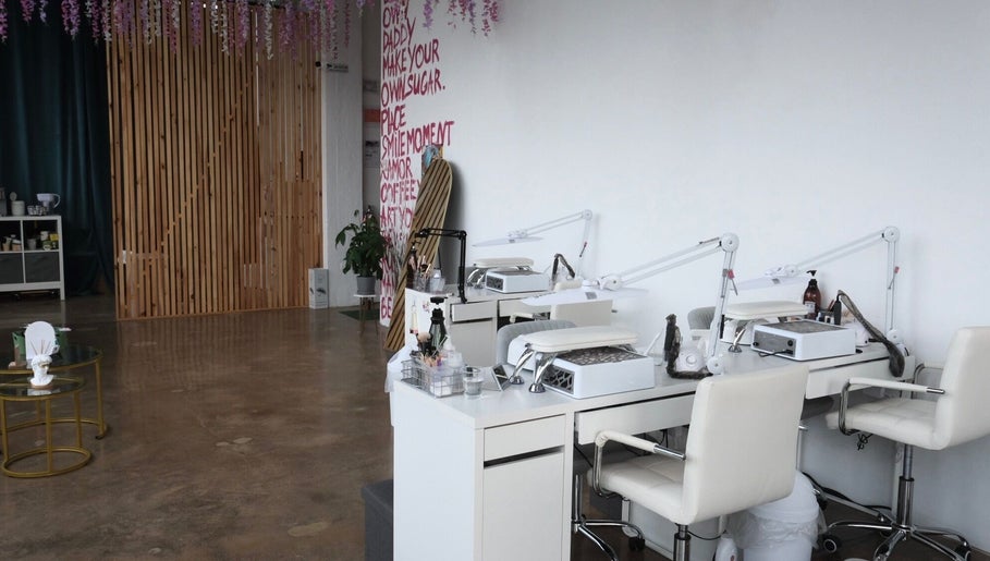 Awesome nail studio.Russian manicure зображення 1