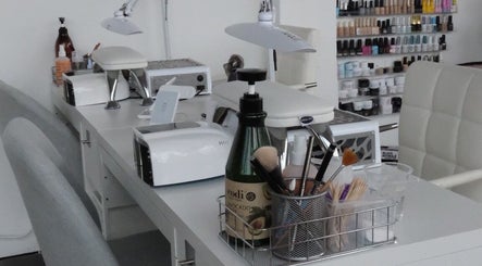 Awesome nail studio.Russian manicure зображення 2