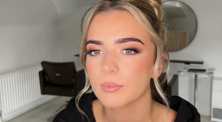 Sarah Curran Makeup and Brows