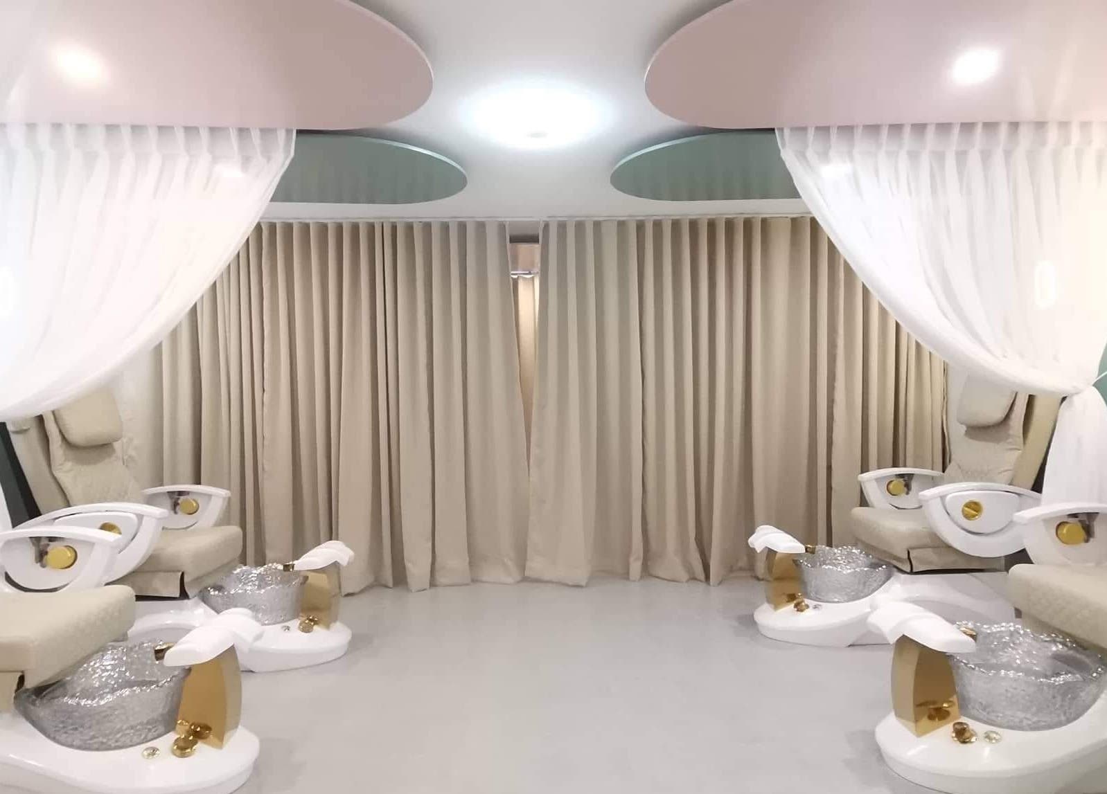 Luxurious spa chairs at Serenease Aesthetic and Wellness Studio, Quezon City, Metro Manila, PH.