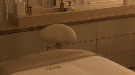 Rebirth Day Spa imej 3