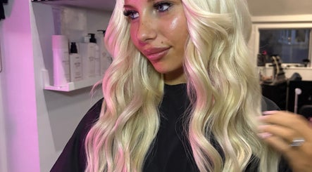 Blonde hair with glamorous waves styled at Hair by Liv, Stamford, England, GB.