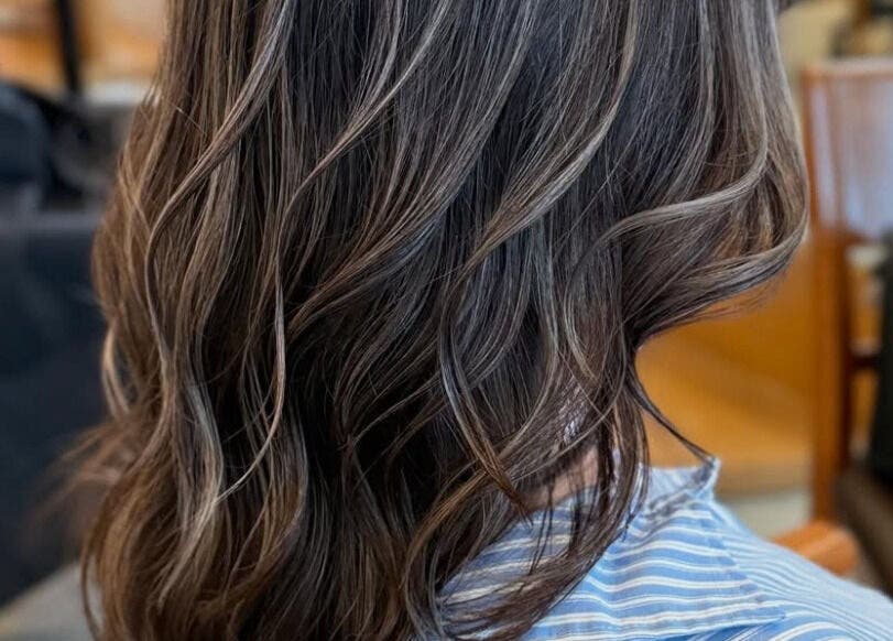 Elegant wavy hairstyle at Rinoa Japanese Hair Salon, Cebu City, Central Visayas, PH.