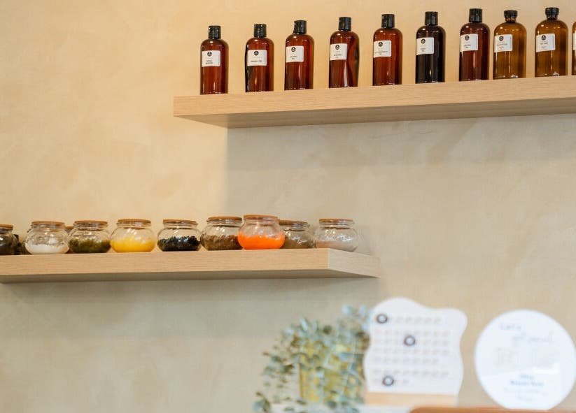 Natural skincare displays at Meye - Beautè Verte, Montréal, Québec, CA enhance wellness ambiance.