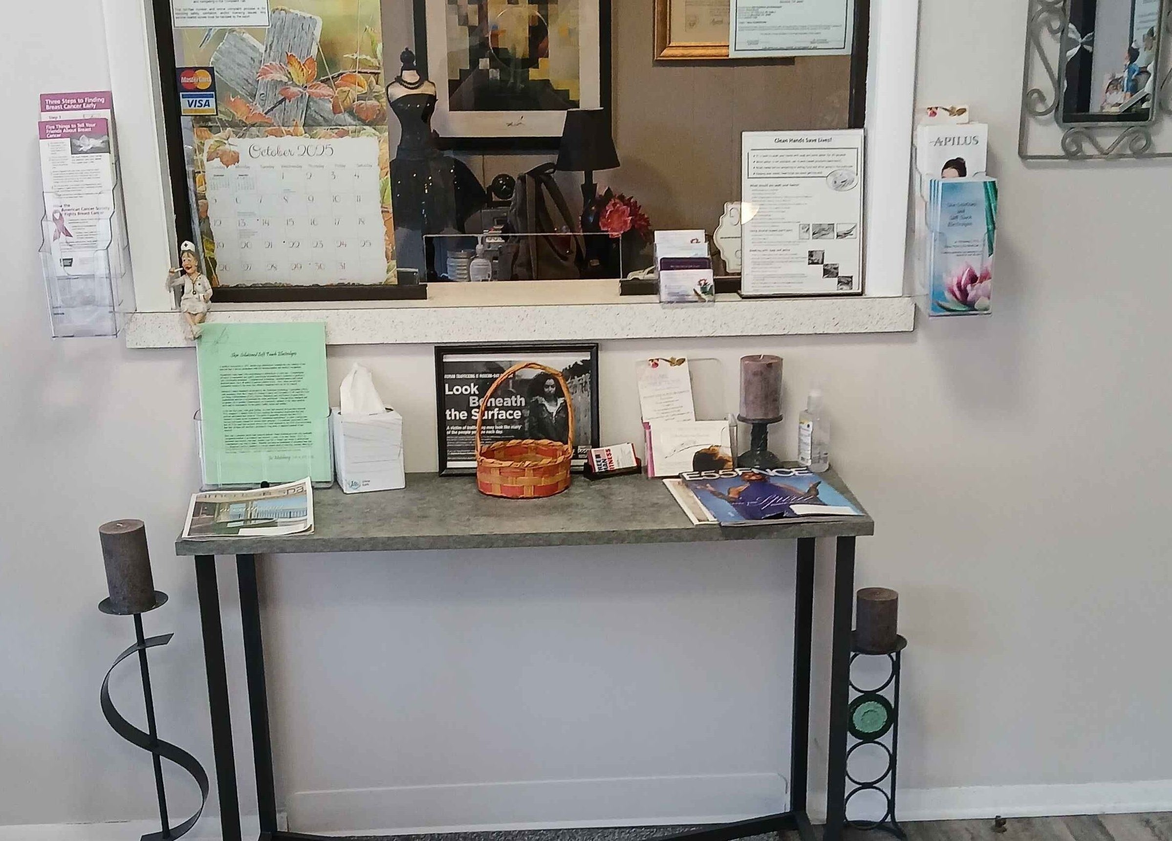 Entrance of Skin Solutions & Soft Touch Electrolysis with decor in Mansfield, Ohio, US.