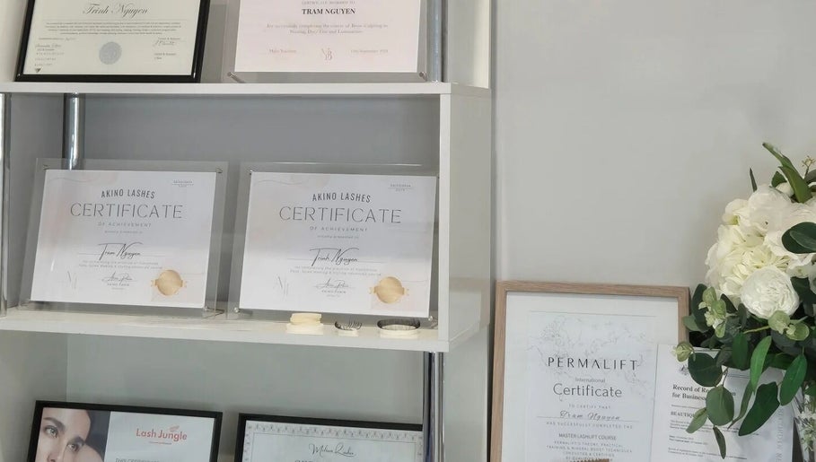 Beautique Lash Studio image 1