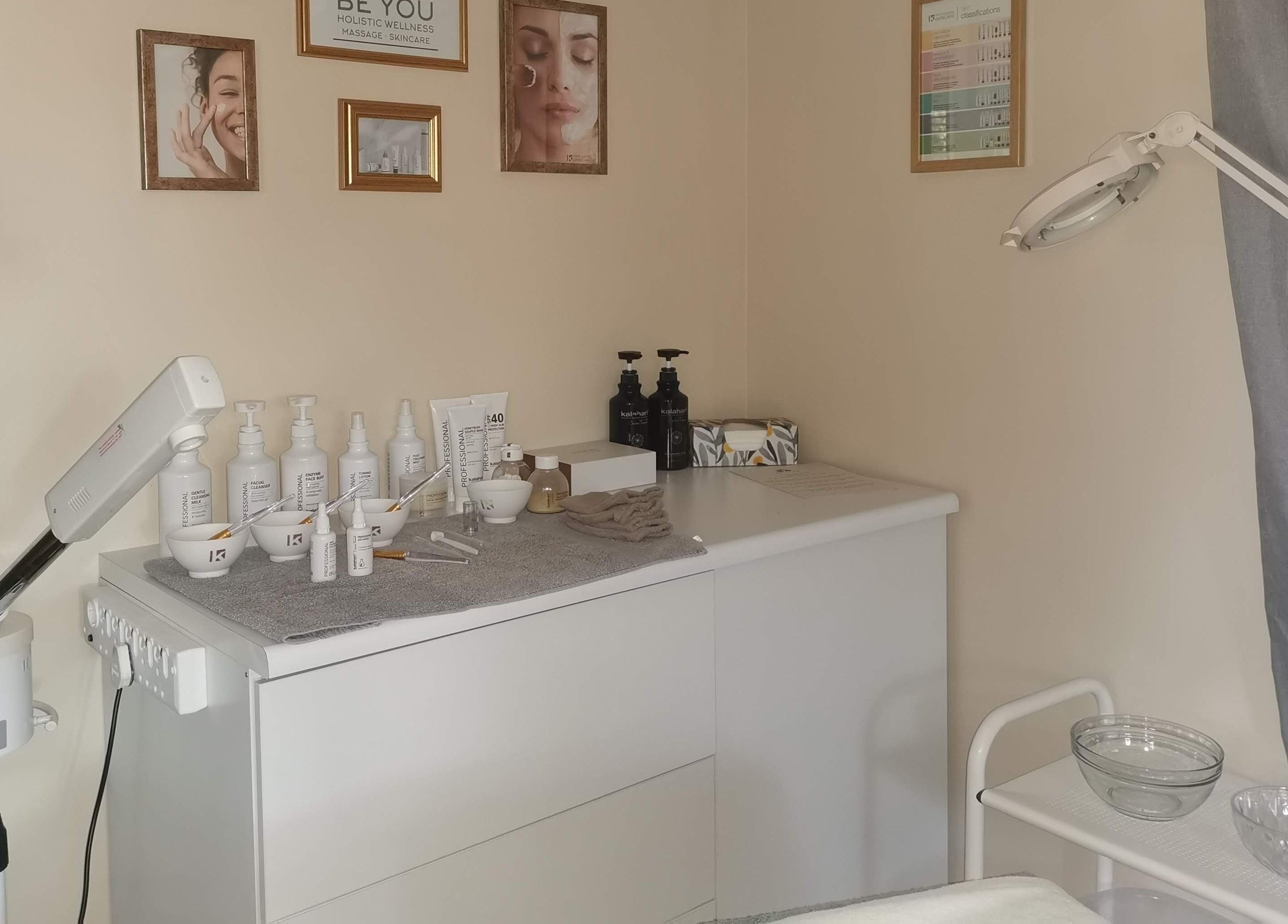 Relaxing treatment room at Be You Holistic Wellness, Cape Town, Western Cape, ZA.