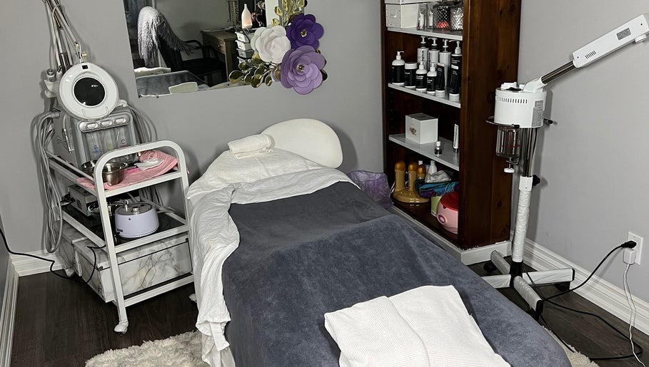 صورة Upper Glow Aesthetics 1