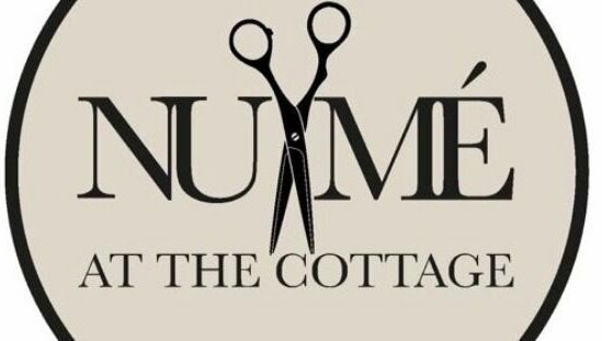 NuMé At The Cottage – obraz 1