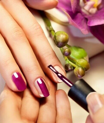Jingle Nail - Mobile Nail Services image 2