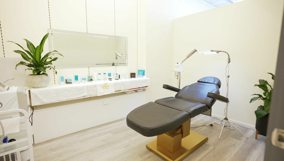 Selective Nails & Beauty Spa - Wollongong image 1