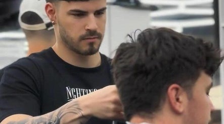 Nightingale Barbers imagem 3