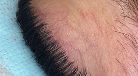 Gambar The Lash Line NE 2