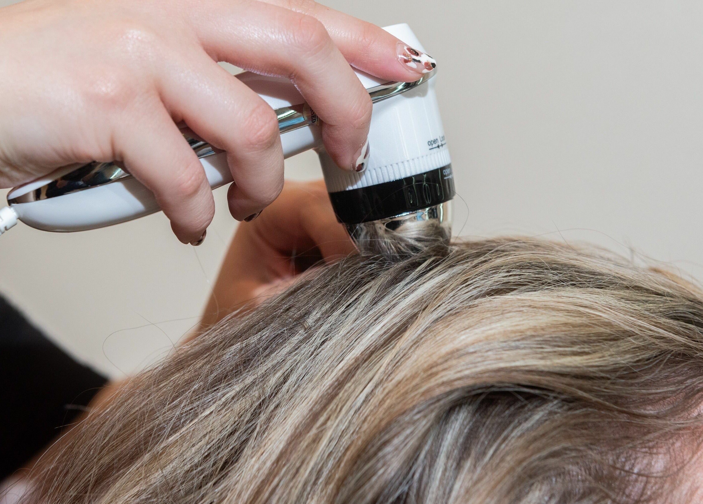 Scalp treatment at Tea Scalp & Hair Spa in Las Vegas, Nevada, US for hair wellness.