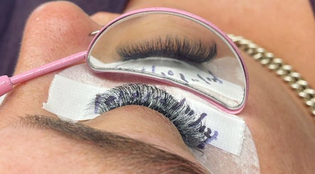 Close-up of lash extension at BeautyLuxe Lash Bar in Horsley, New South Wales, AU.