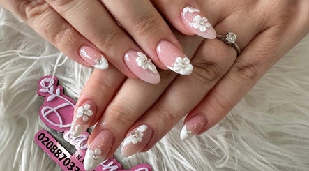 Diamond Nail Studio billede 3