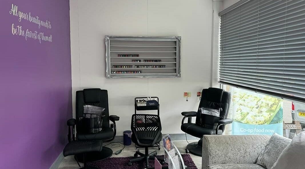 Relaxing spa chairs in Mirror Mirror, Aylesford, England, GB with purple accents and natural lighting.
