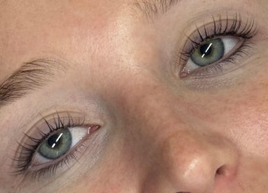 Close-up of beautifully groomed eyebrows at Dermabelle Esthetics, Tampa, Florida, US.