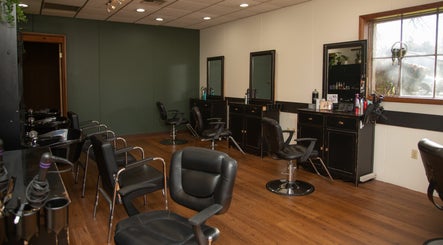 Hair Lounge 717 صورة 2