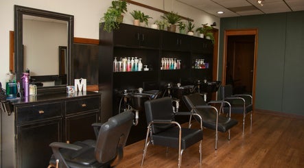 Hair Lounge 717 صورة 3