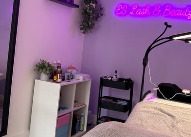Cozy treatment room at ES Lash and Beauty, Kidderminster, England, GB with vibrant decor and a welcoming atmosphere.